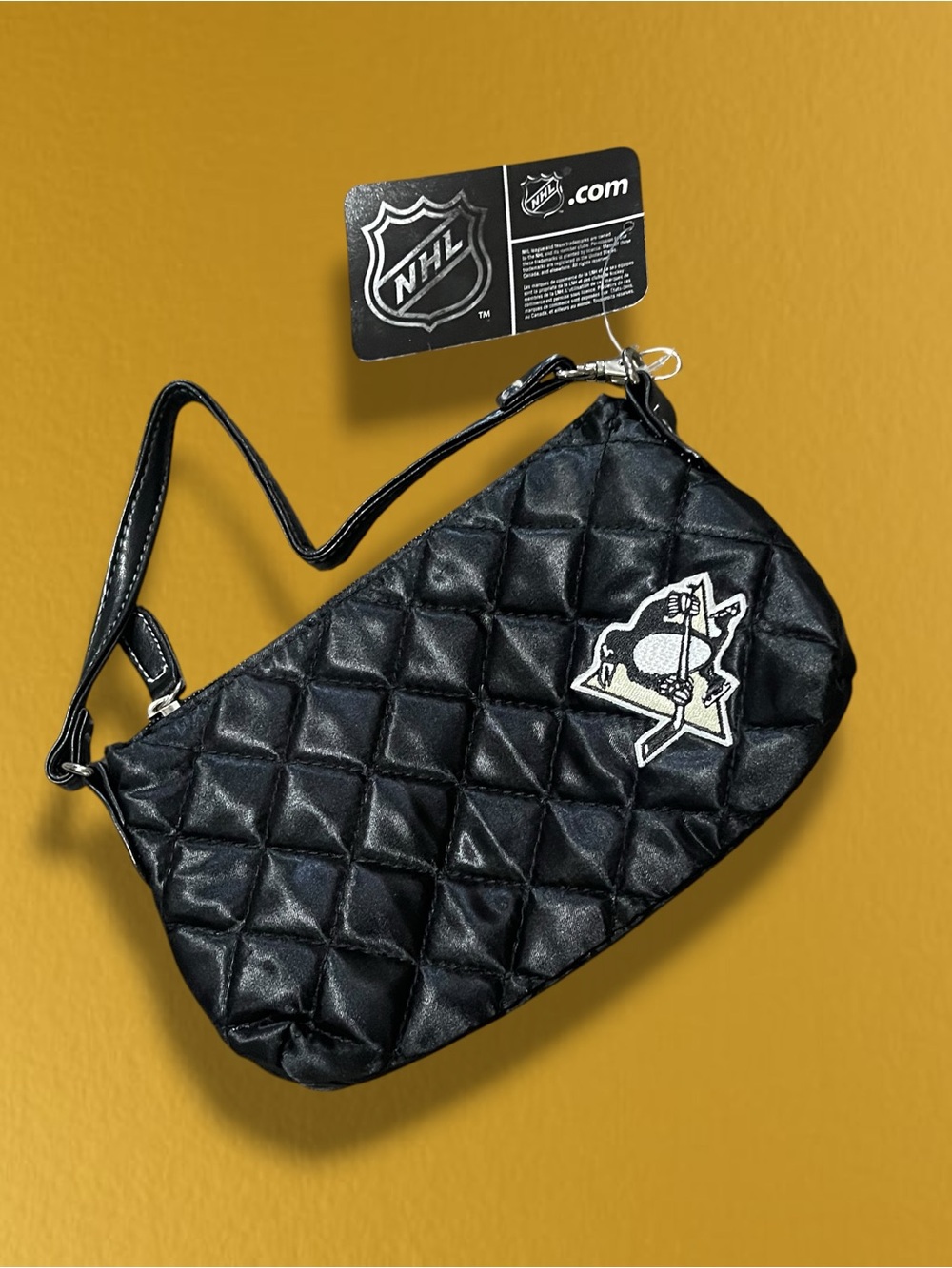 NWT Pittsburgh Penguins Quilted Mini Bag NHL Purse Black